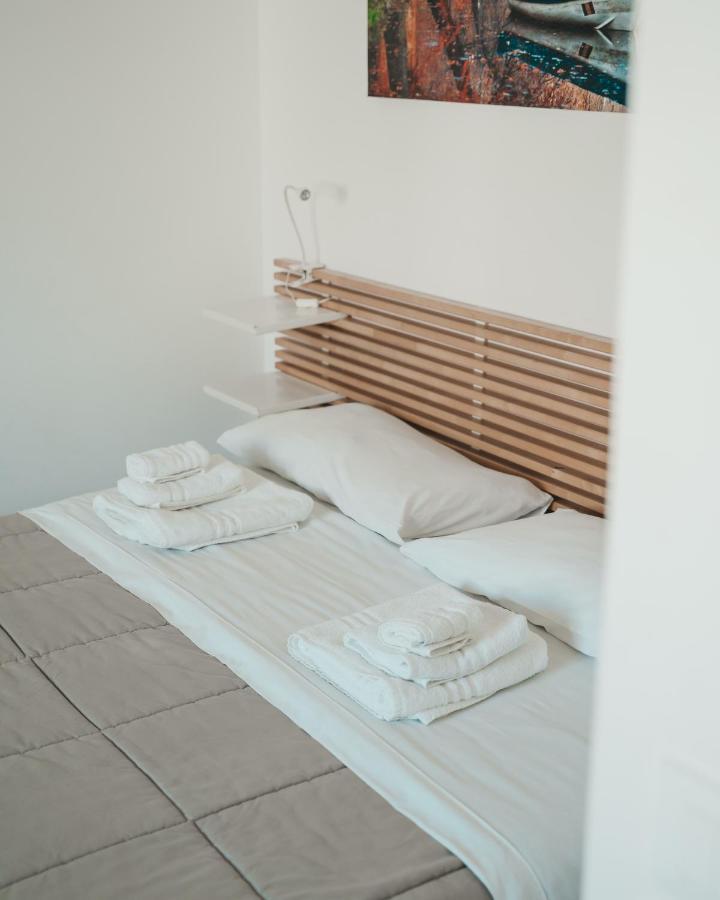 Bed and Breakfast Dimora Mariu Таранто Экстерьер фото